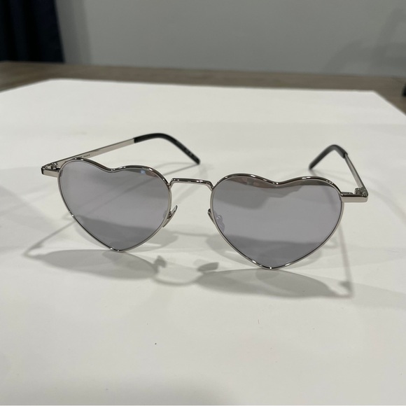 New Saint Laurent LOULOU Mirror Heart Shaped Sunglasses Silver w/ silver lenses - Picture 3 of 13